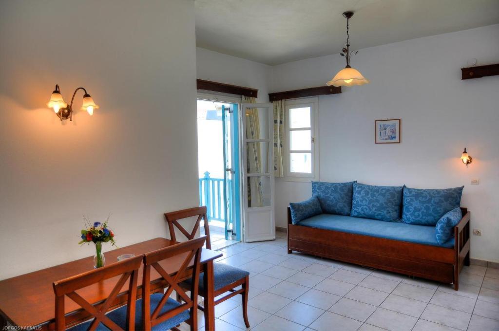 Gryspo'S Hotel Egíali Habitación foto